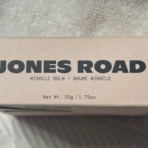 Jones Road Au Naturel Balm